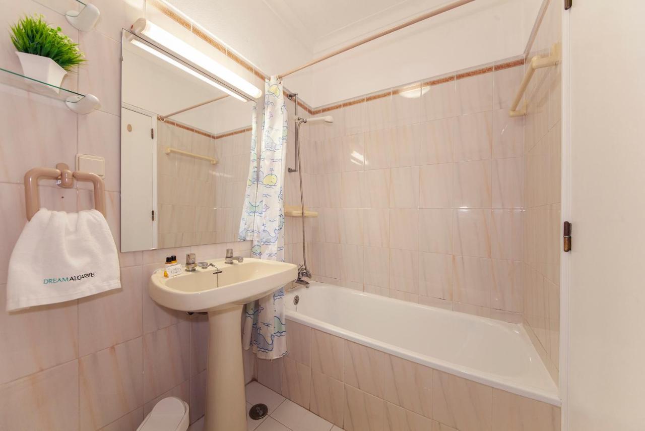 B25 - Candimar Beach Apartment Portimão Esterno foto